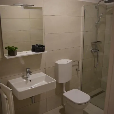 Lovely With Two Terraces*** דירה פולה