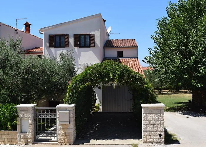 Lovely With Two Terraces***