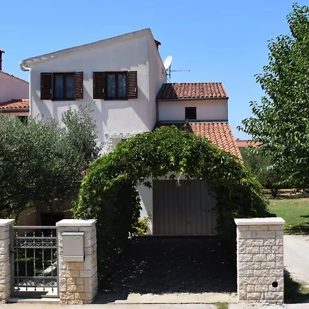 Lovely With Two Terraces***